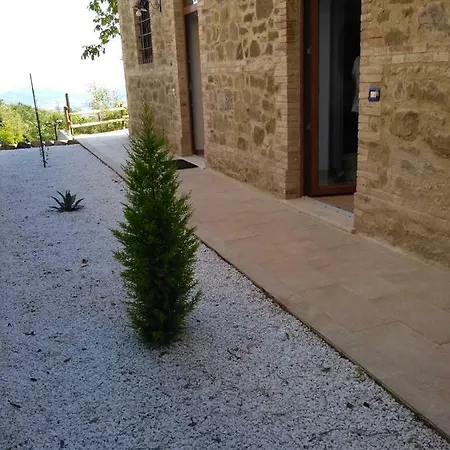 Semesterbostad Umbria Vista Lago Trasimeno